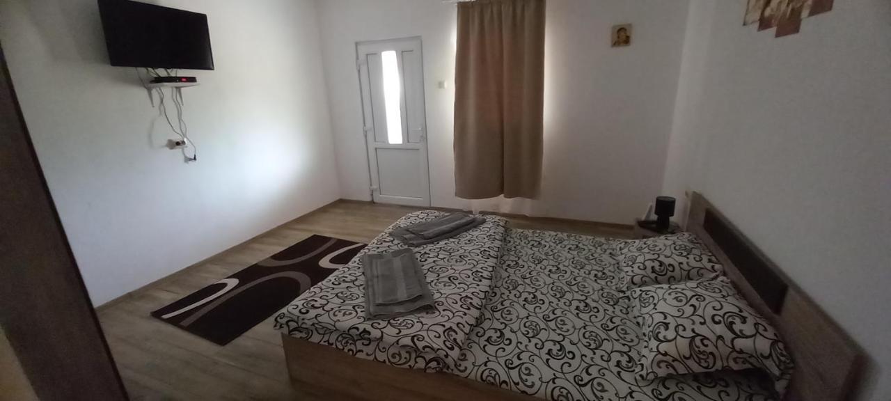 Casa Claudiu Villa Ieşelniţa Bagian luar foto