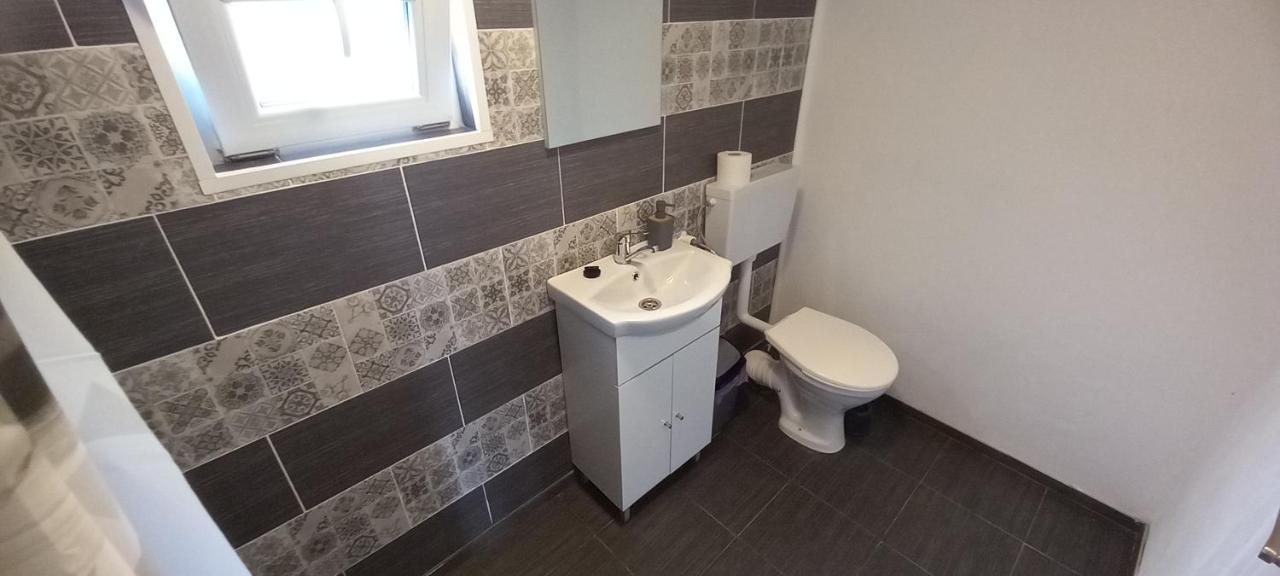 Casa Claudiu Villa Ieşelniţa Bagian luar foto